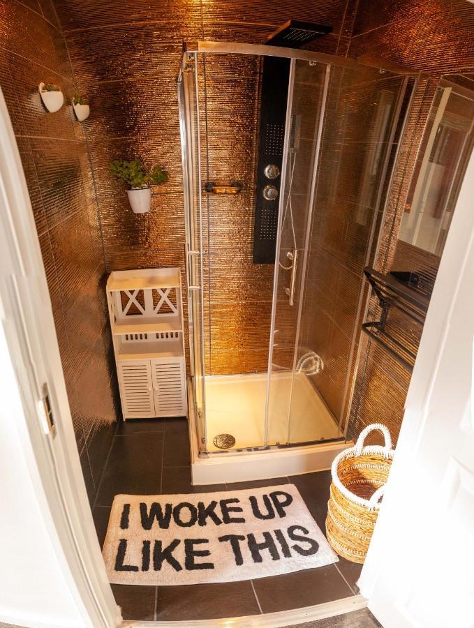 Opulent 1 Bedroom Cosy Suite Birmingam Exterior foto